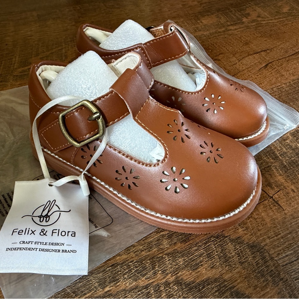 Girls' Tan Leather Mary Jane Shoes